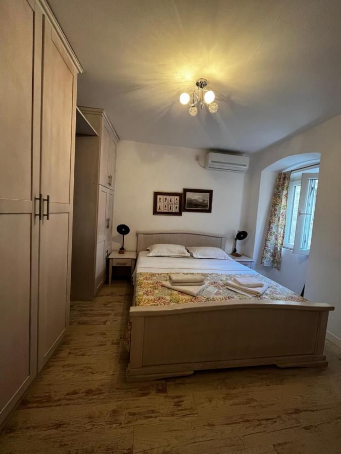 קוטור Athos Guesthouse מראה חיצוני תמונה